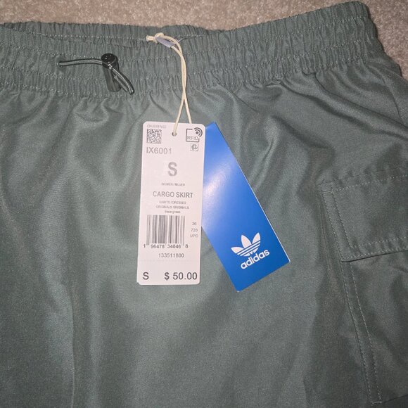 Adidas 3 Stripe Cargo Skirt Womens Small‎ Trace Green NEW - Picture 3 of 7